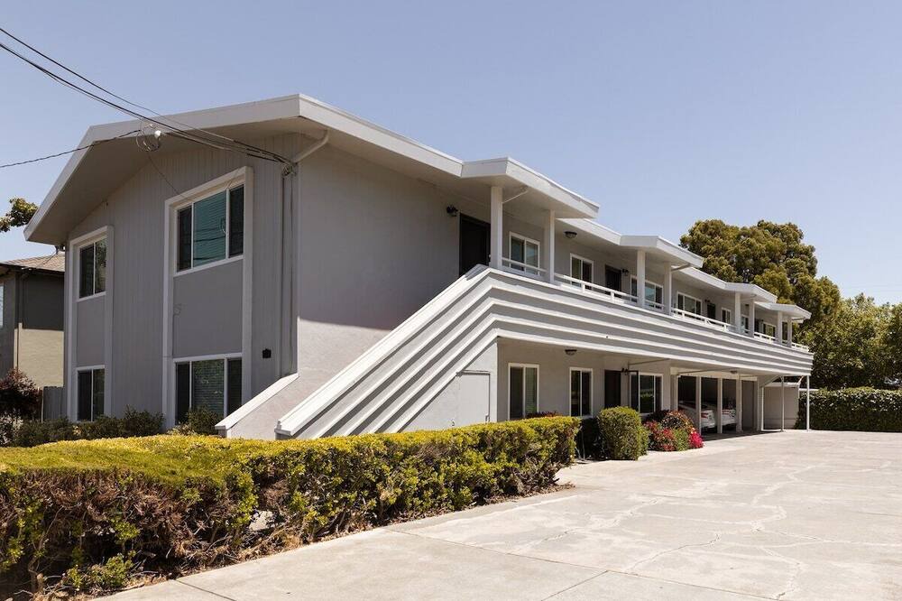 Photo of Others in South San Mateo