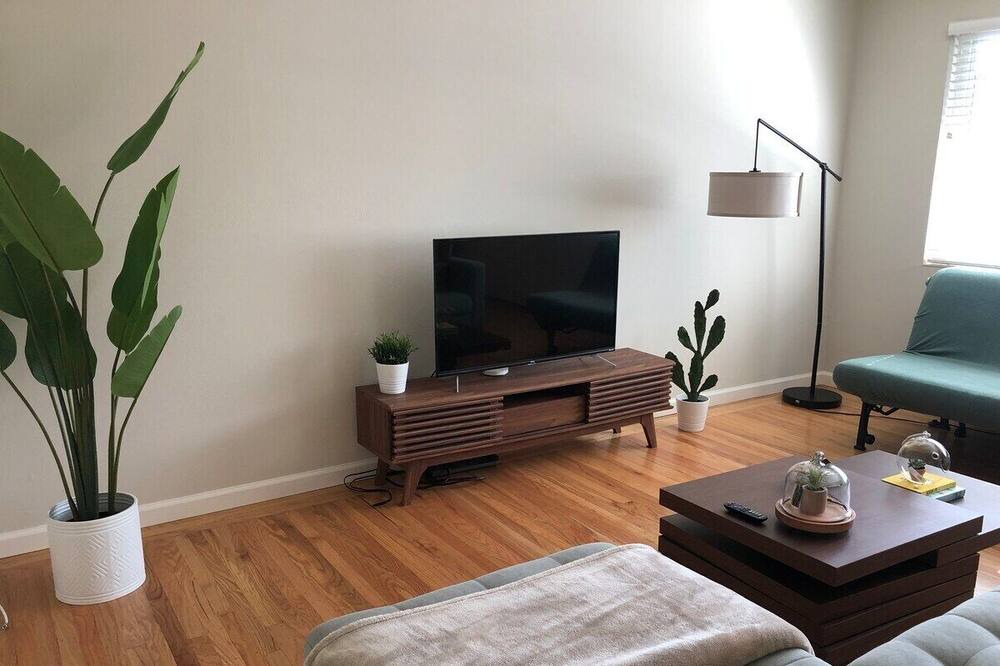 Photo of Bedroom in South San Mateo