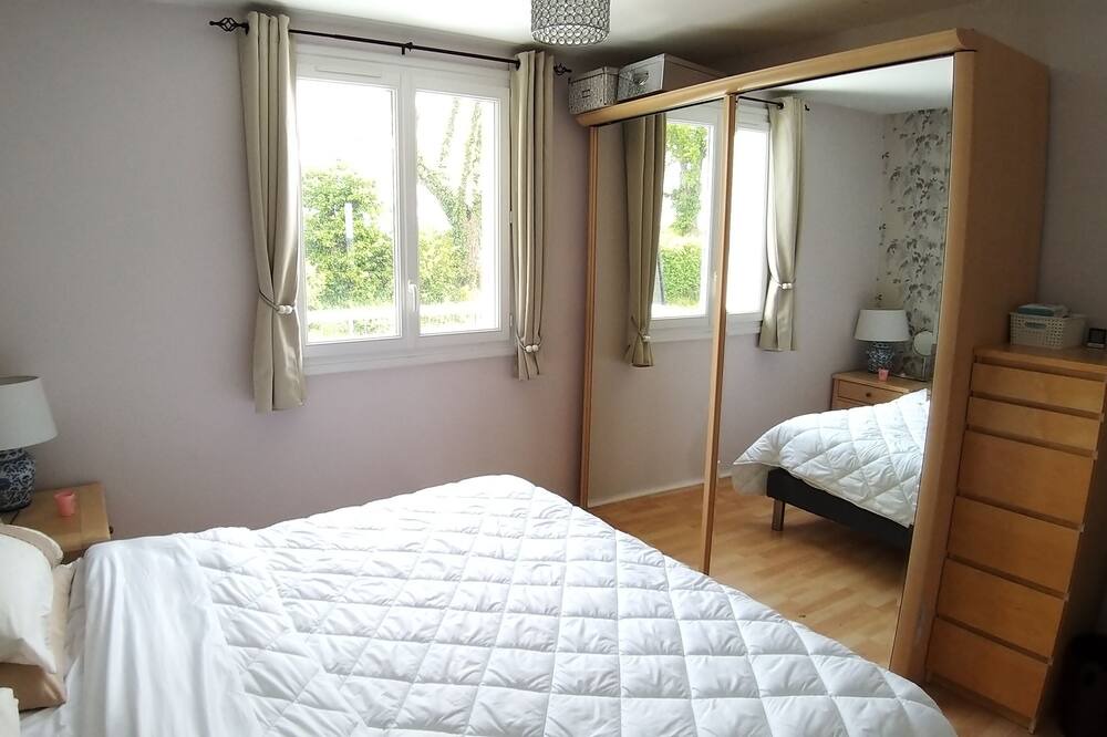 Photo of Bedroom in Rosnay