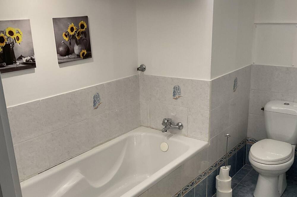 Photo of Bathroom in Rosnay