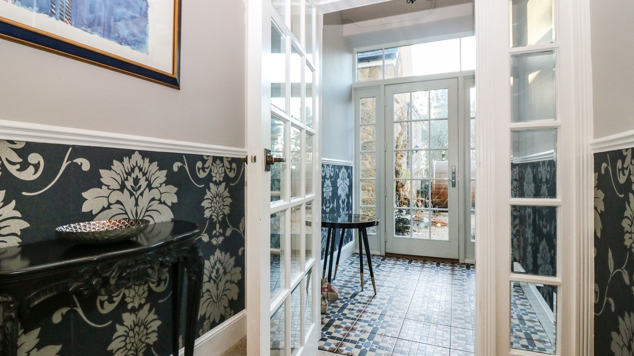 Photo of Others in Old Deer