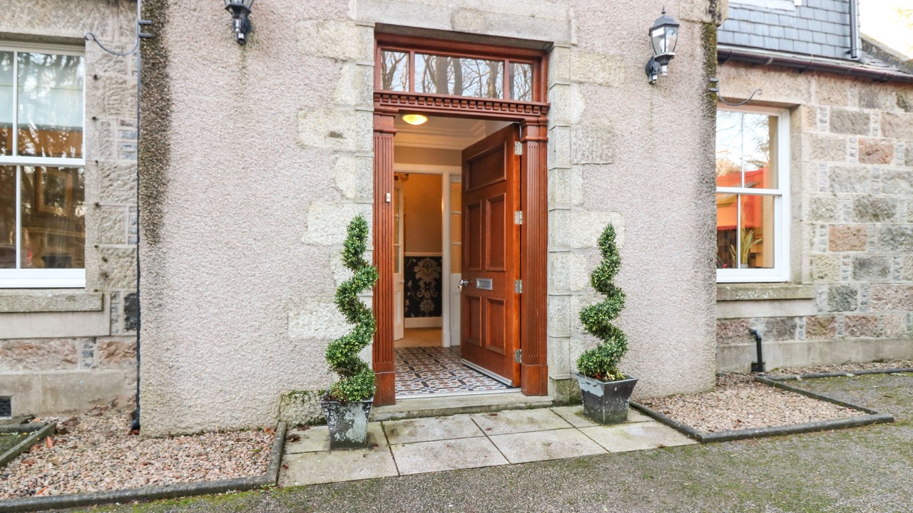 Photo of Others in Old Deer