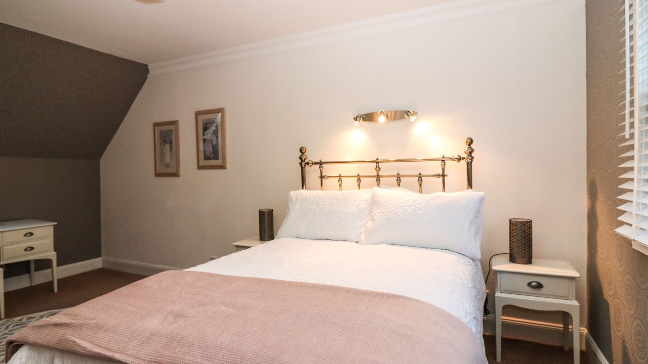 Photo of Others in Old Deer