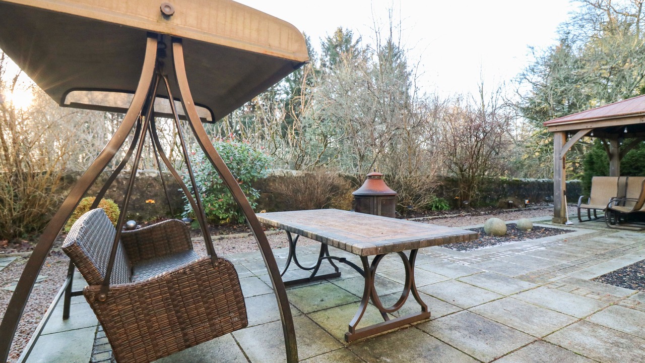 Photo of Patio Balcony in Old Deer