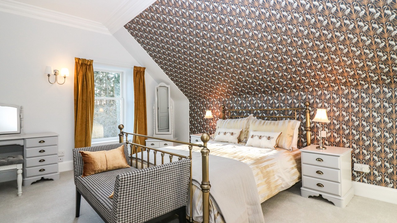 Photo of Others in Old Deer