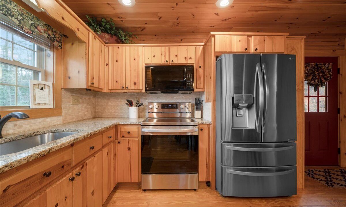 Photo of Kitchen in Blairsville