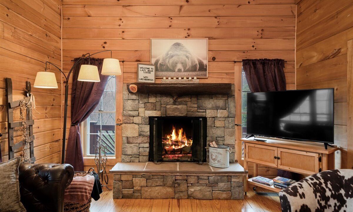 Photo of Livingroom in Blairsville