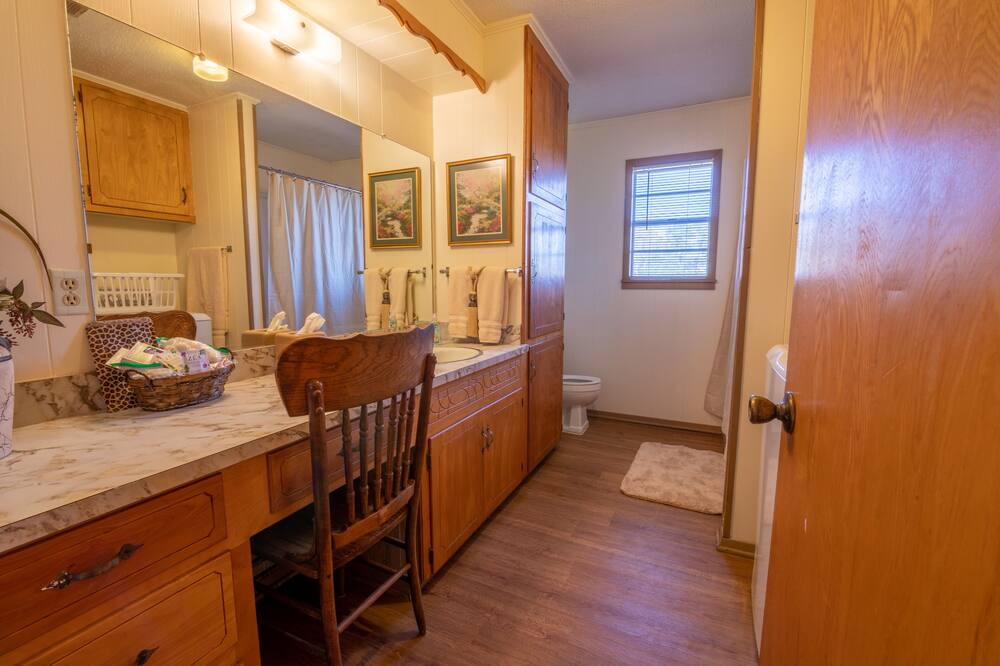 Photo of Bathroom in Pittsburg