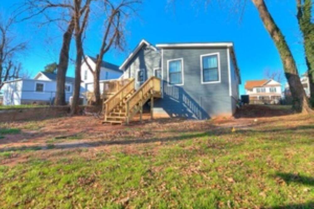 Photo of Outdoor in Guthrie