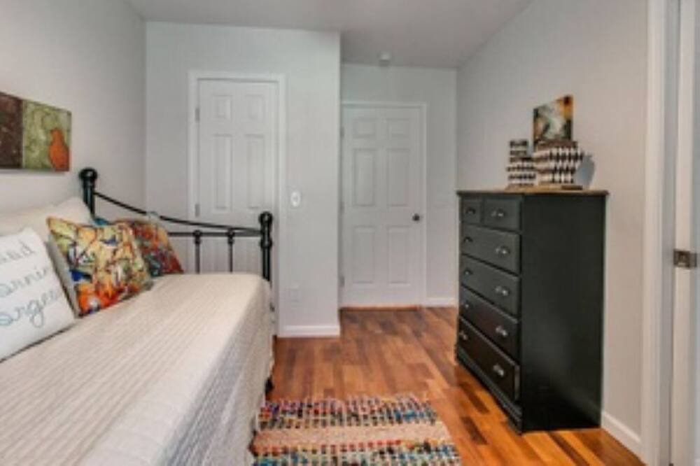 Photo of Bedroom in Guthrie