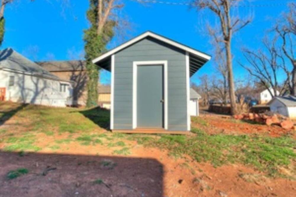 Photo of Outdoor in Guthrie