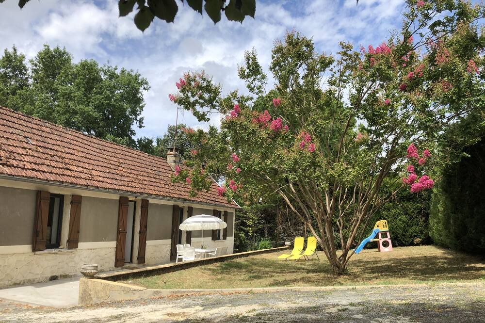 Photo of Outdoor in Pays-de-Belves