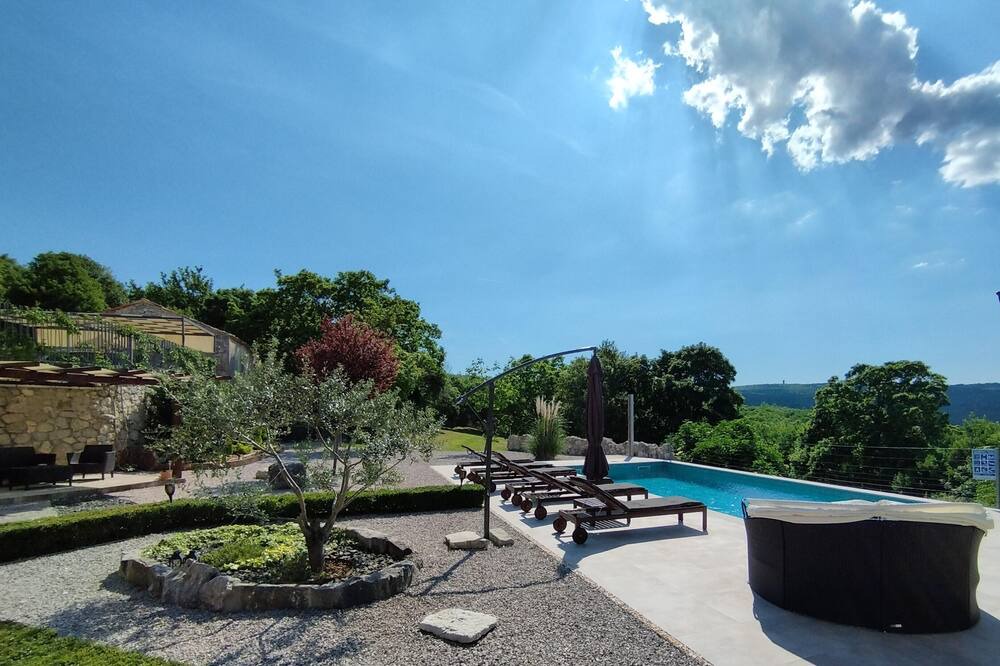 Photo of Outdoor in Ripenda Verbanci