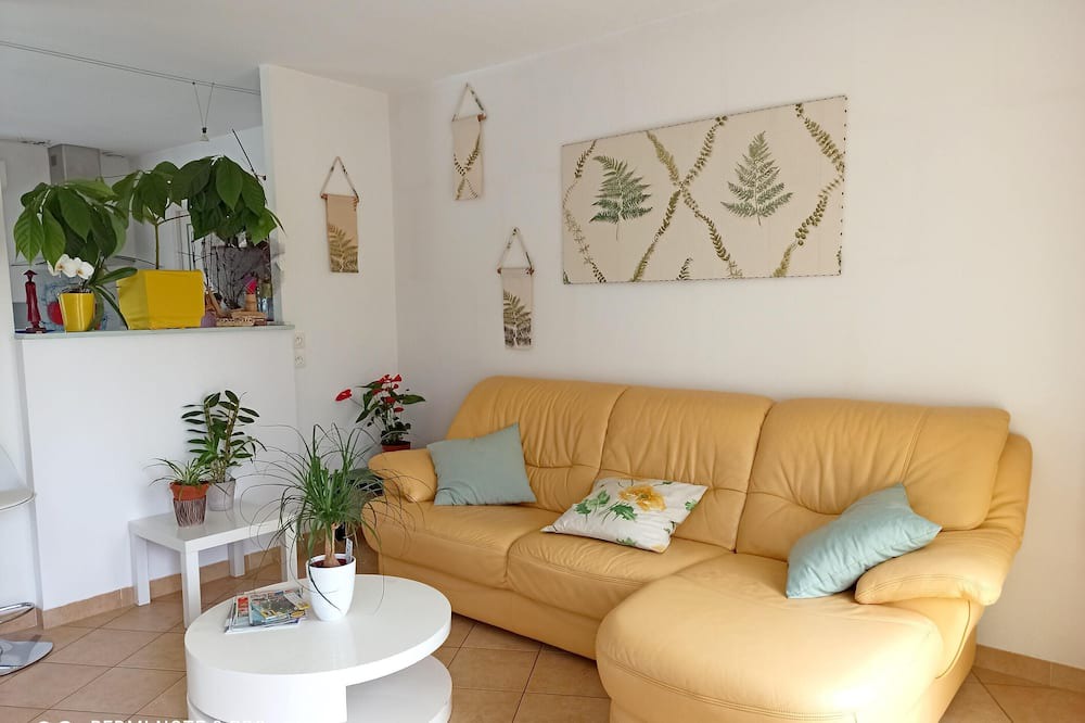 Photo of Livingroom in Lavergne