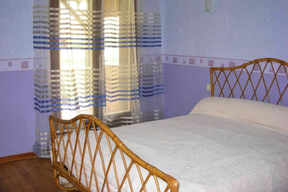 Photo of Bedroom in Landorthe