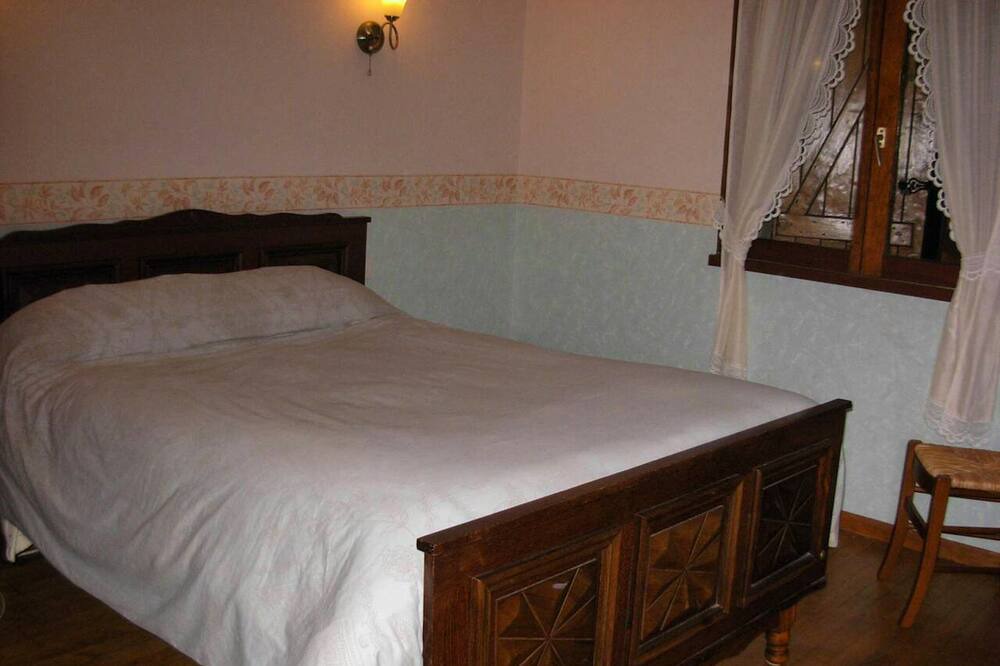Photo of Bedroom in Landorthe