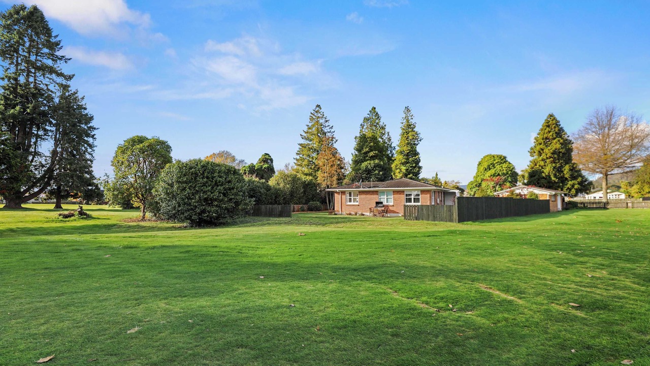 Photo of Outdoor in Fenton Street