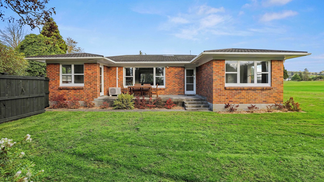 Photo of Outdoor in Fenton Street