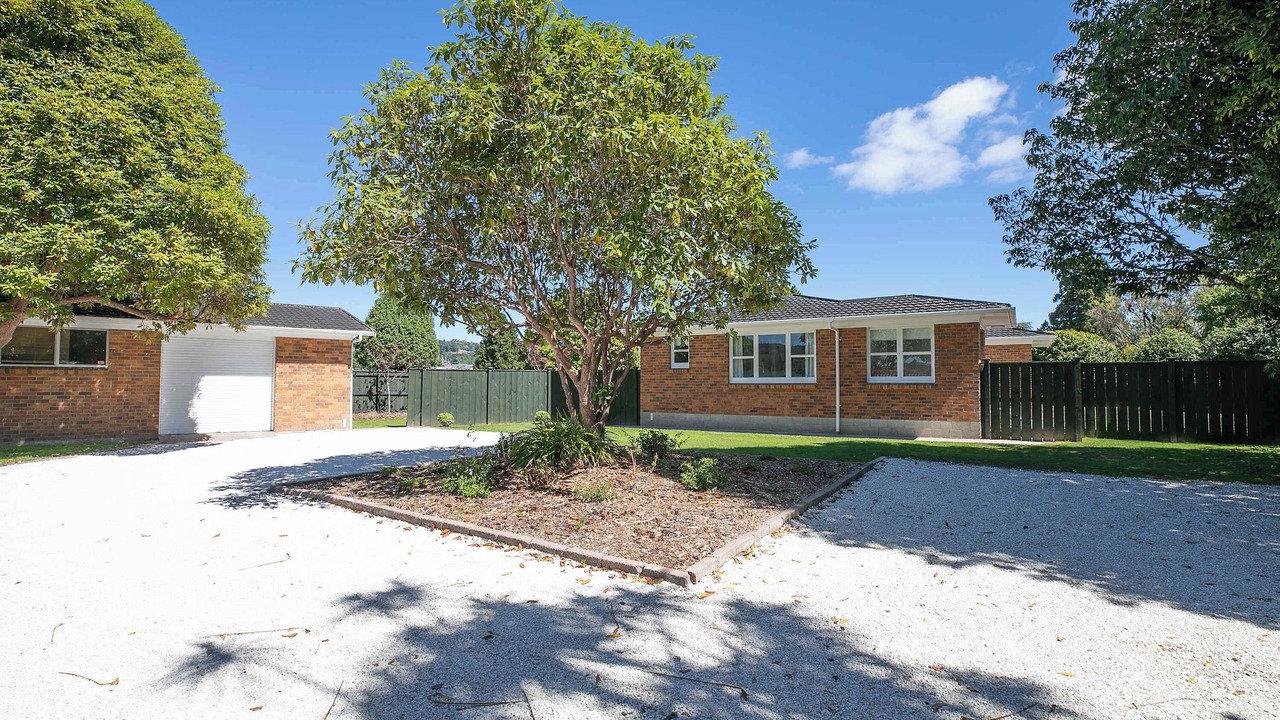 Photo of Outdoor in Fenton Street