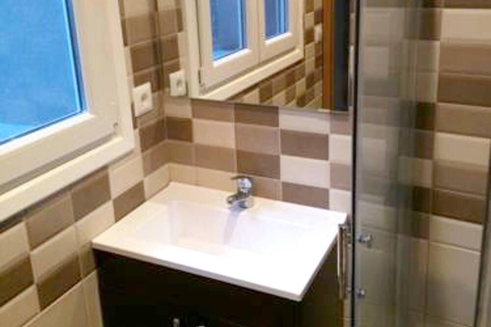 Photo of Bathroom in Arnedillo