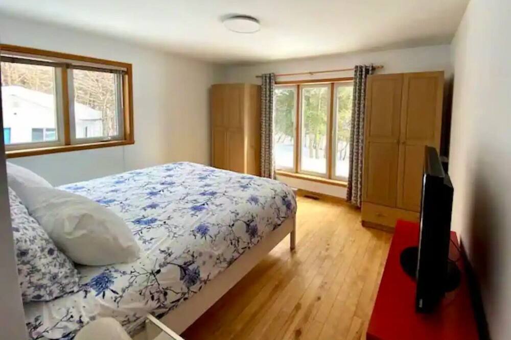 Photo of Bedroom in La Minerve