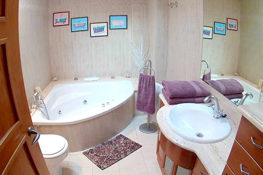 Photo of Bathroom in Benicarlo