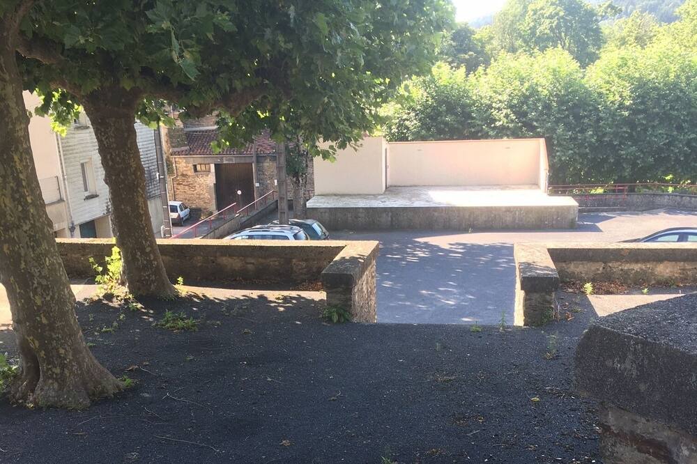 Photo of Outdoor in Saint-Amans-Valtoret