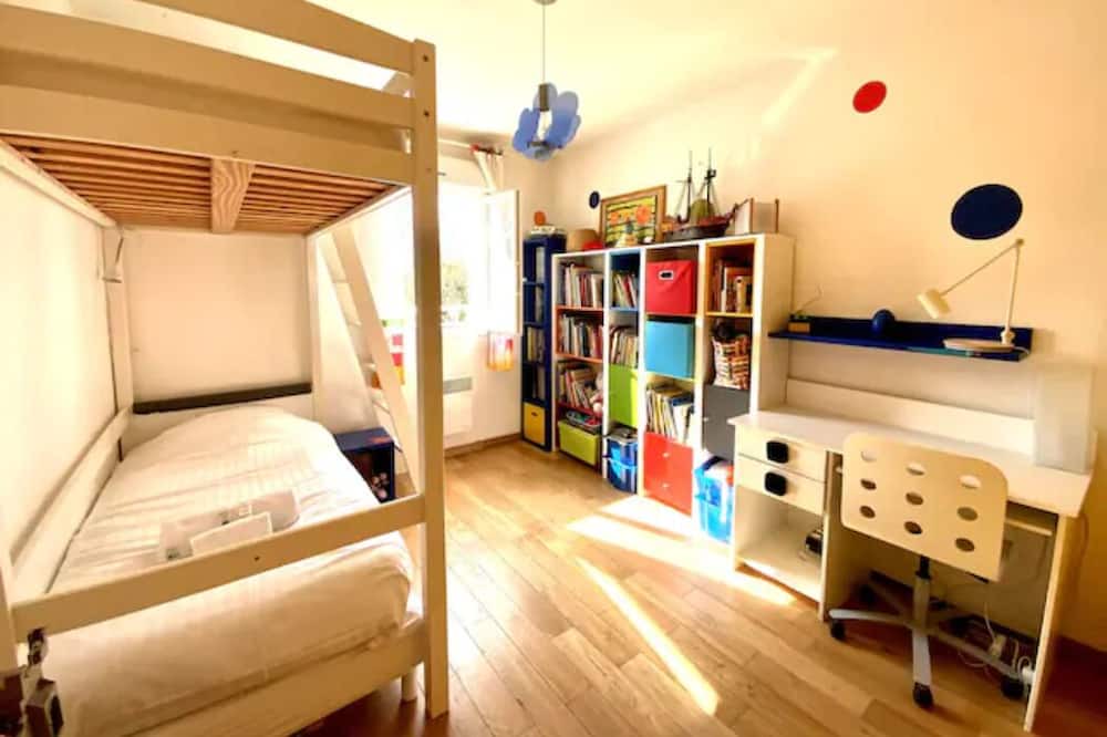 Photo of Bedroom in Moulezan