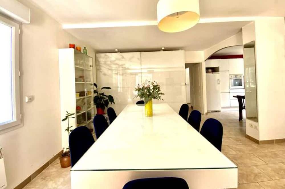 Photo of Kitchen in Moulezan