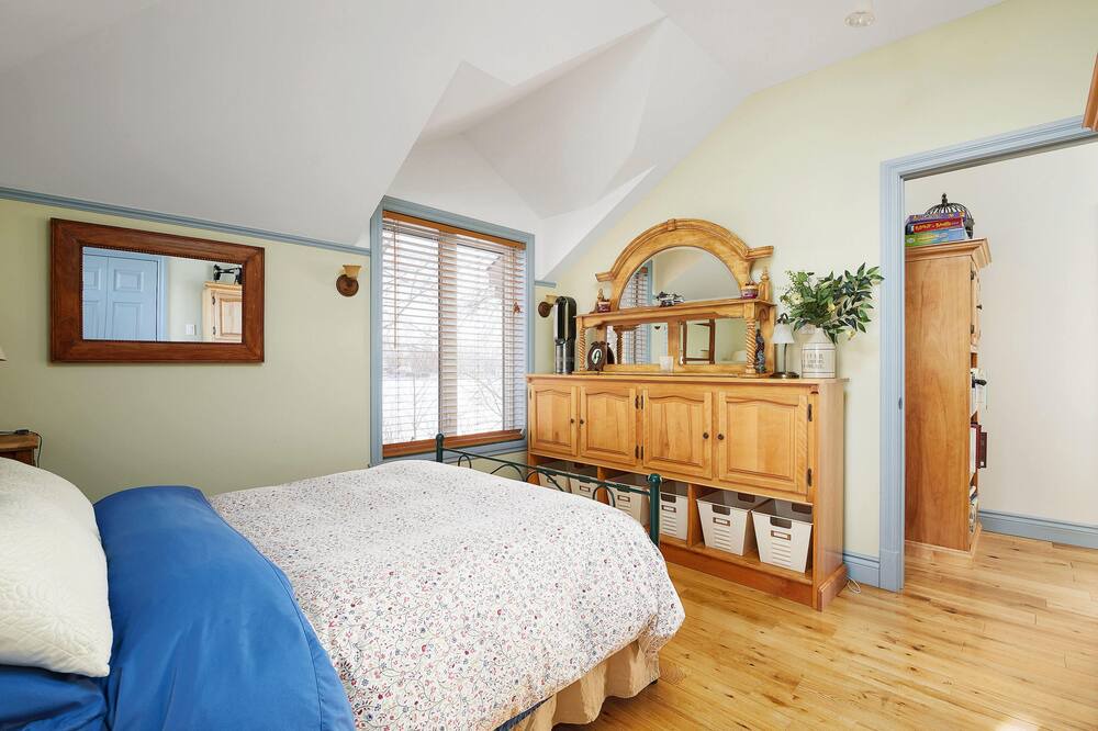 Photo of Bedroom in Pincourt