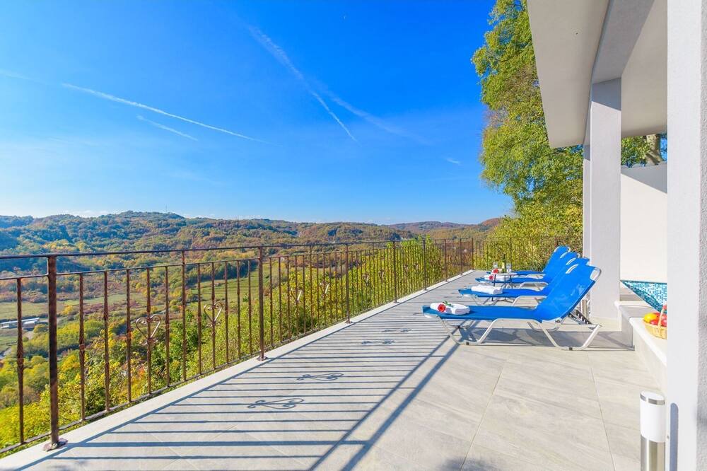 Photo of Patio Balcony in Pican