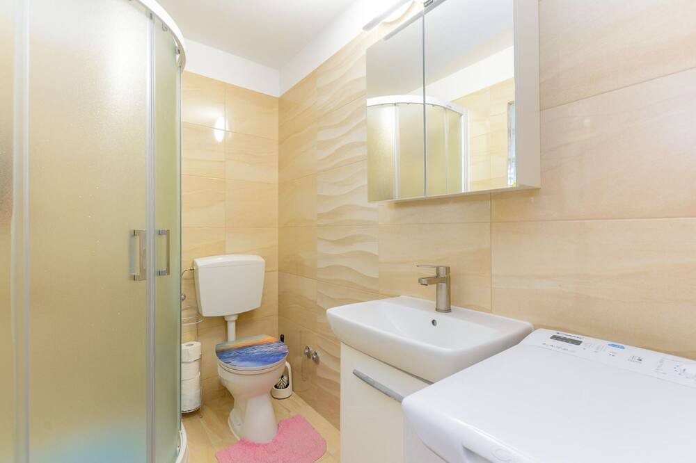 Photo of Bathroom in Pican