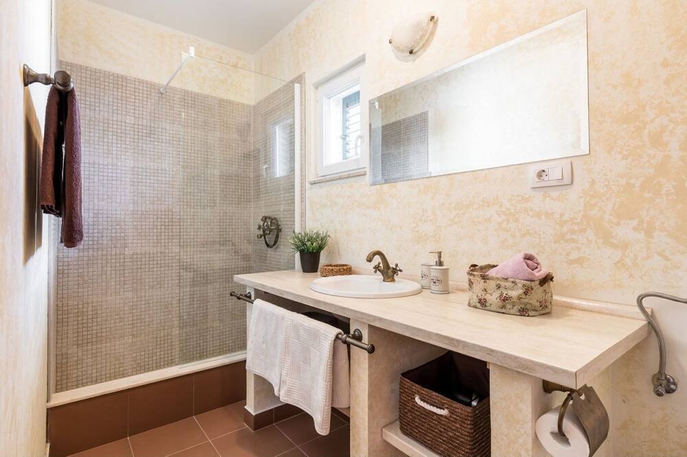 Photo of Bathroom in Selca