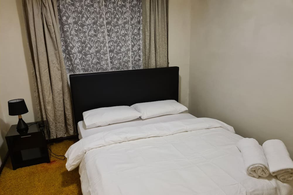 Photo of Bedroom in Clayton South