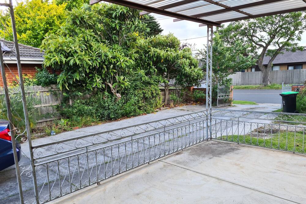 Photo of Outdoor in Clayton South