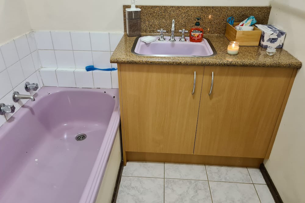 Photo of Bathroom in Clayton South