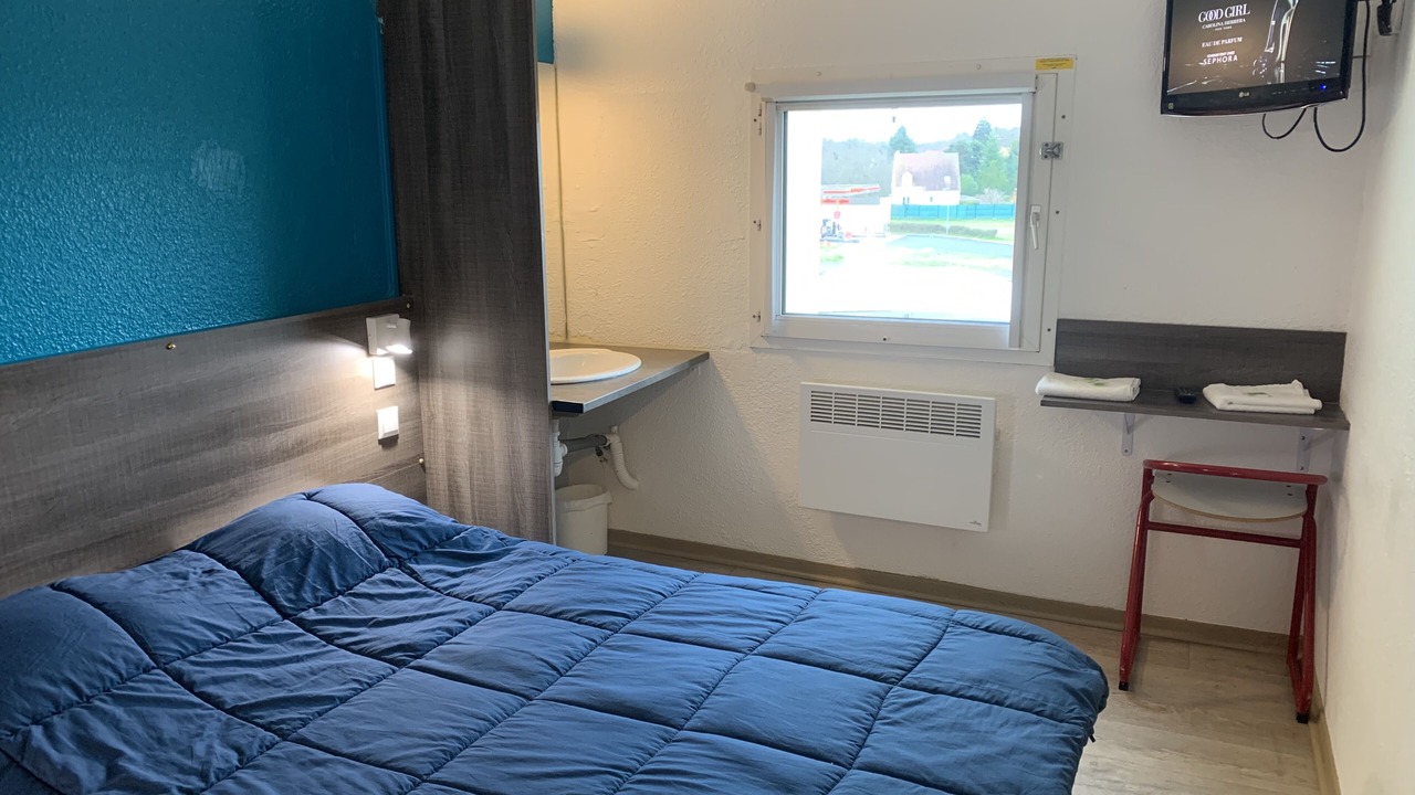 Photo of Bedroom in Nouan-sur-Loire