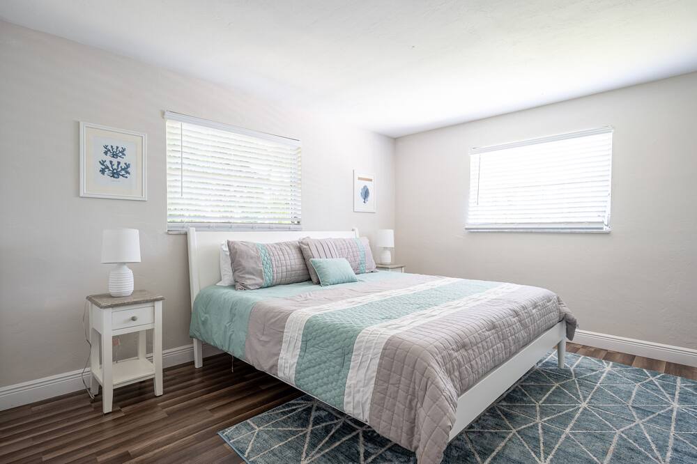 Photo of Bedroom in Redevelopment Area