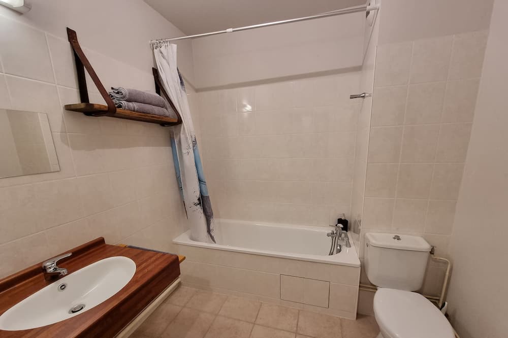 Photo of Bathroom in Nantua