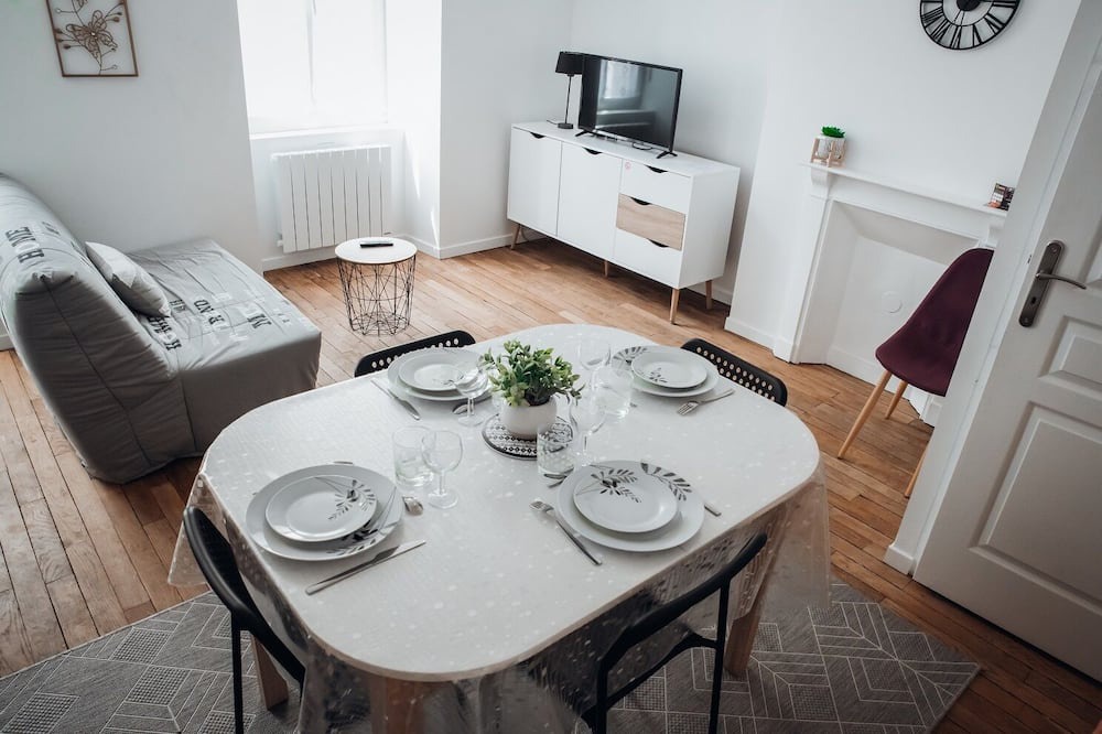 Photo of Others in Ernee