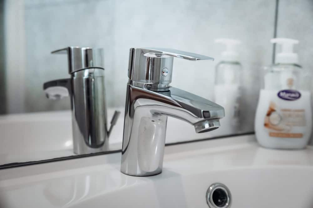 Photo of Bathroom in Ernee