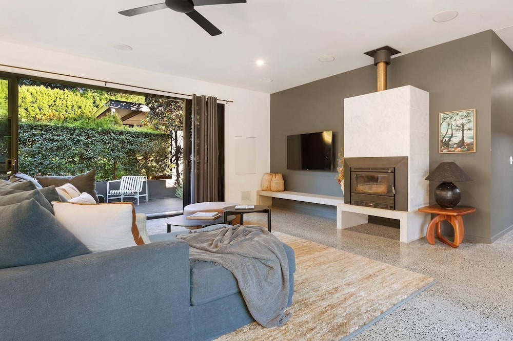 Photo of Livingroom in Tintenbar