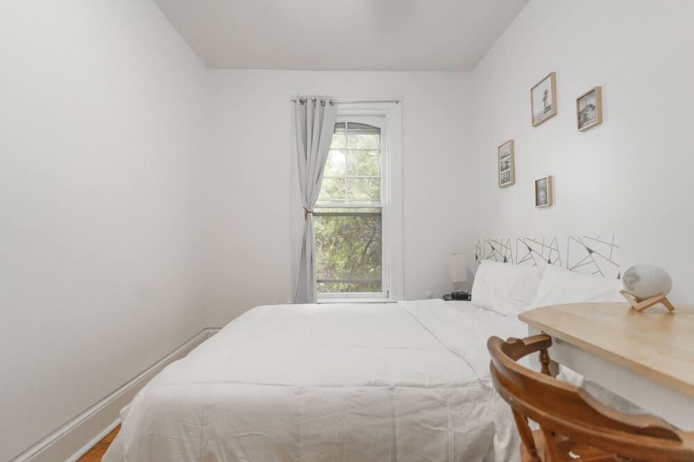 Photo of Bedroom in Eastside