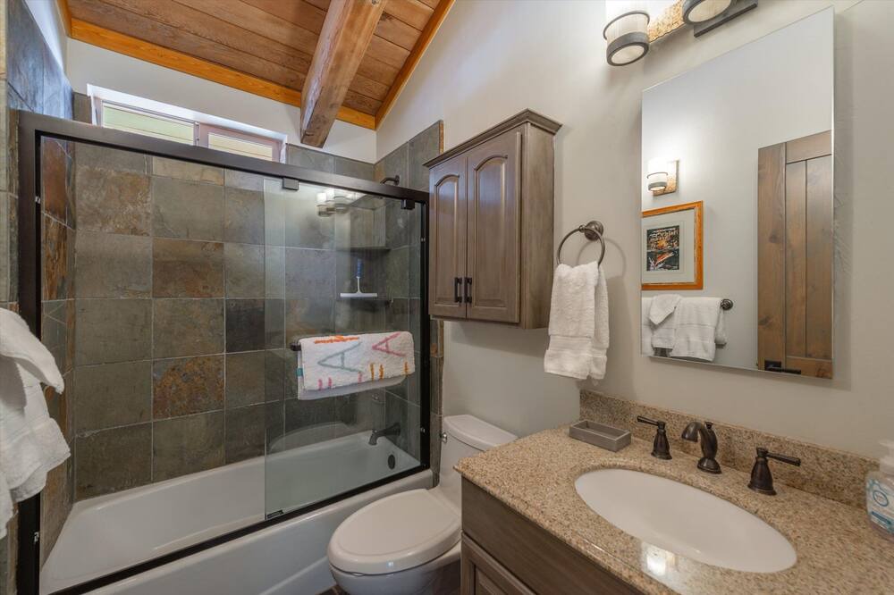 Photo of Bathroom in Talmont
