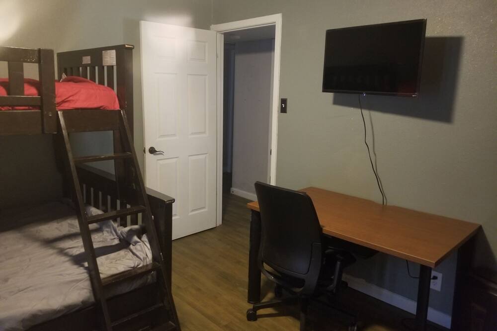 Photo of Bedroom in North San Antonio - SAT