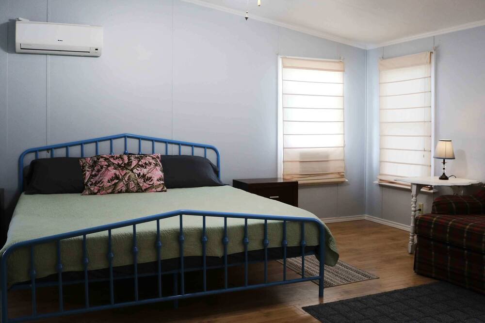 Photo of Bedroom in Cotton Gin