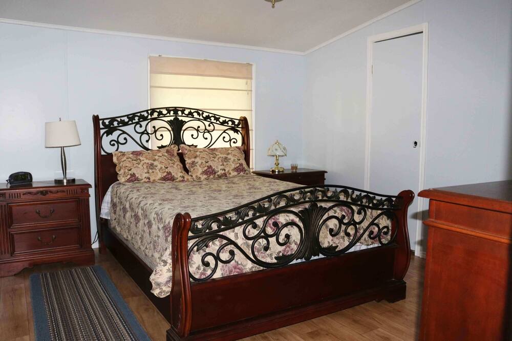 Photo of Bedroom in Cotton Gin