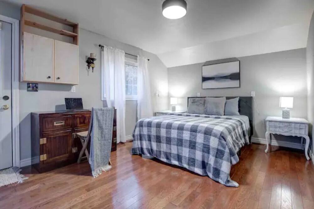 Photo of Bedroom in Selwyn