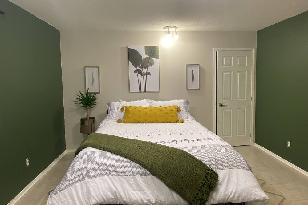 Photo of Bedroom in Sault Ste. Marie