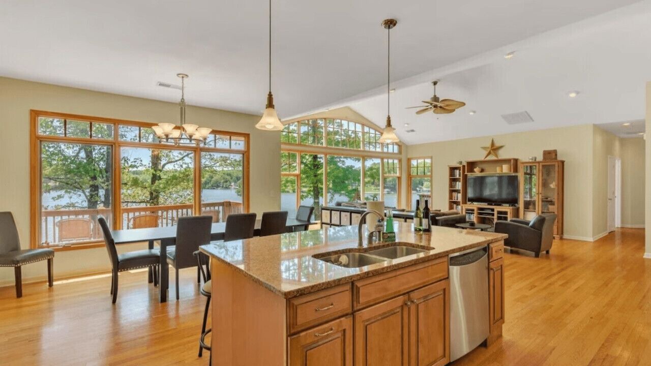 Photo of Kitchen in Goodview